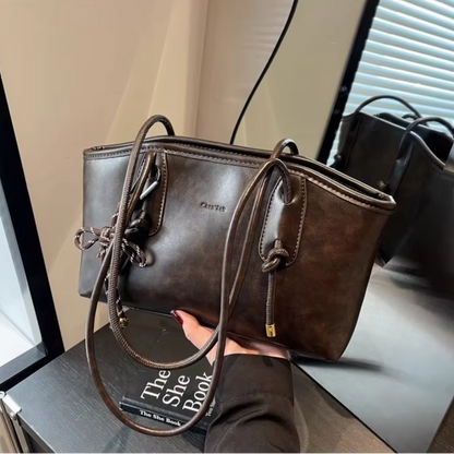 Medium Shoulder Bag - Beloria Yasmine