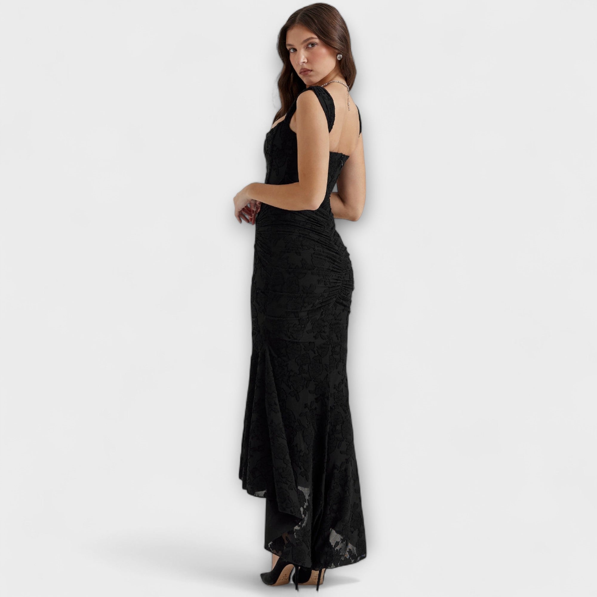 Renske - Long dress with an elegant and sophisticated bodice